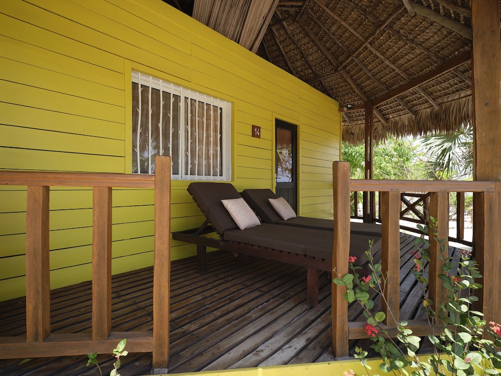 Antsanitia Resort