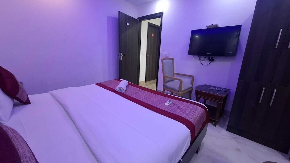Hotel Taj Homestay- A Unit of Sahni's