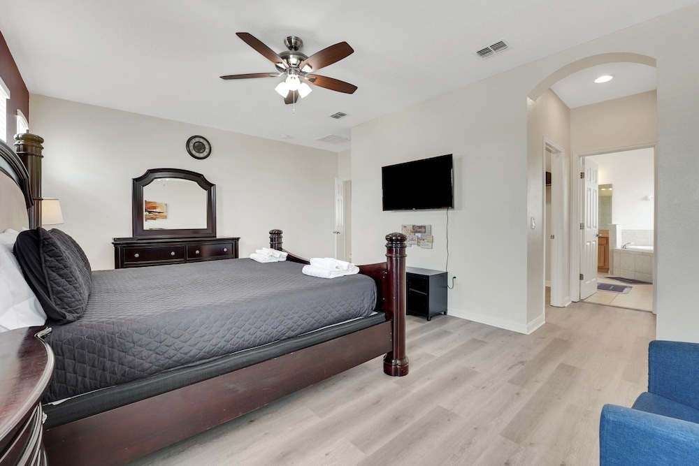 2245ca-providence Resort 6 Bedroom Home