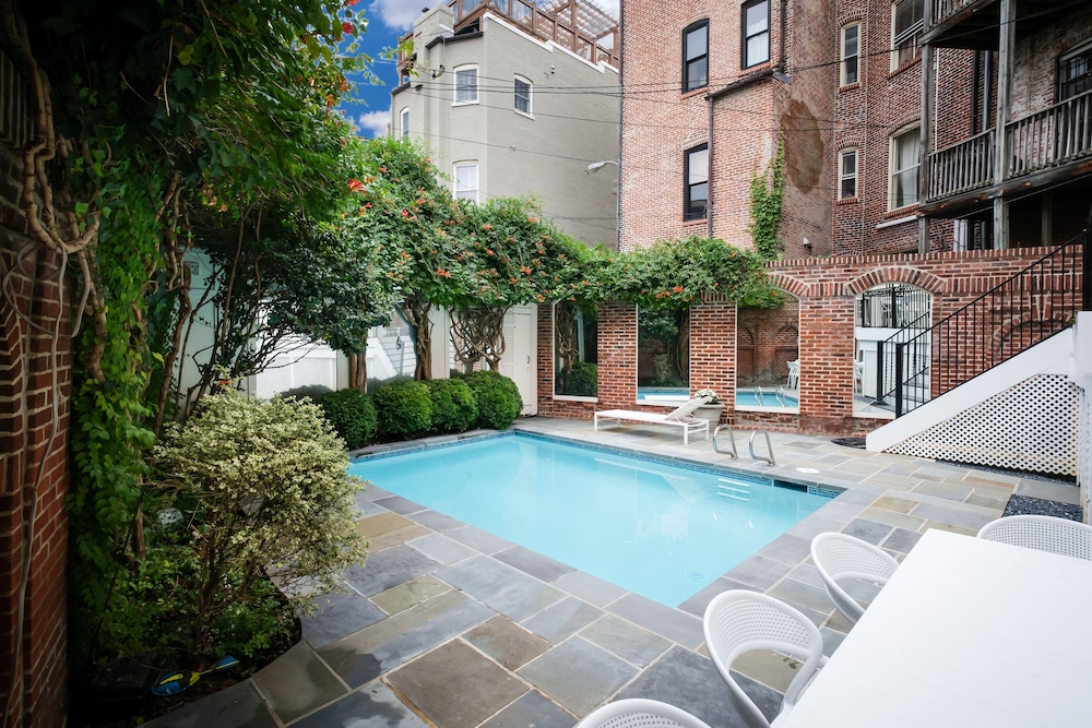 Swann House Historic Dupont Circle Inn