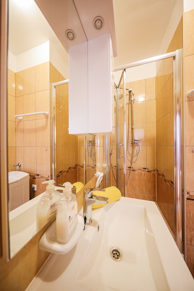 Luton Apartments, Zadar - Kozino, Heated Pool & Hot Tub