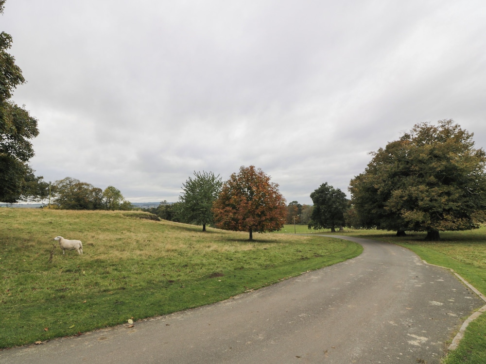 Gate Lodge, House of Binns