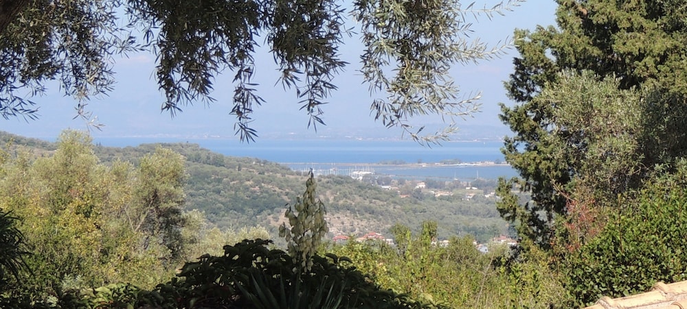 Lefkada Collection Villas
