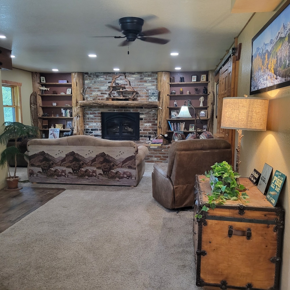 Buffalo Peaks B&B