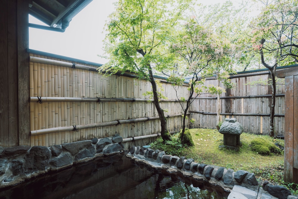 Hakusui Onsen Takenokura Sansou