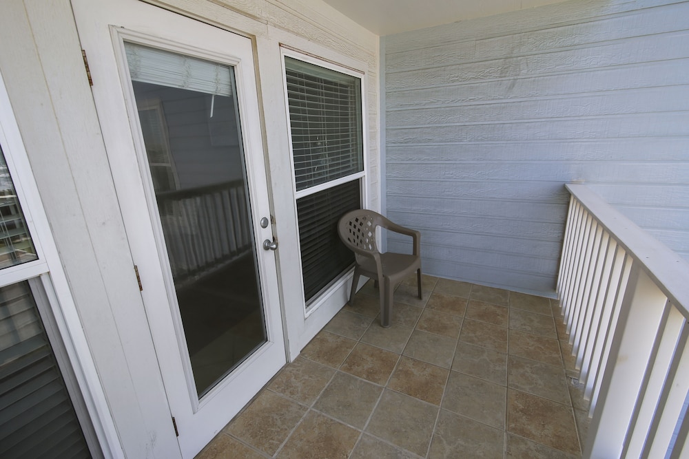 Seascape 1203 - 1 Br Condo