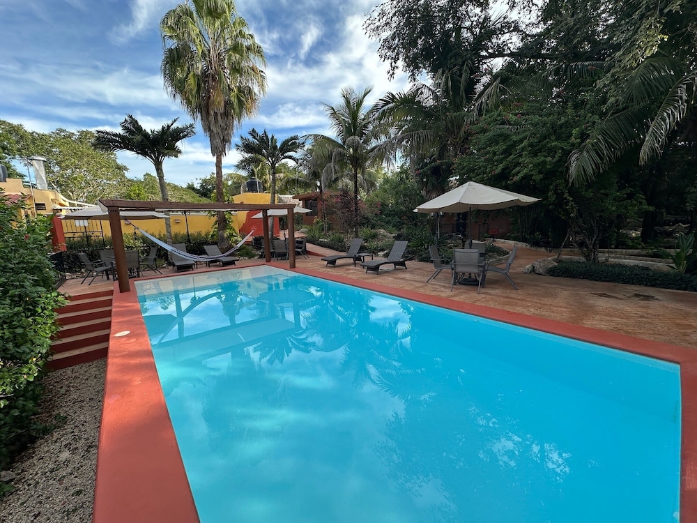 The Pickled Onion B&B and Restaurant Uxmal