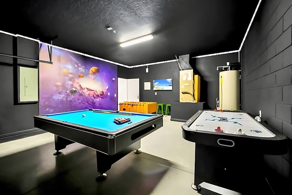 Bella Vida Pool House With Games - Near Disney view 4