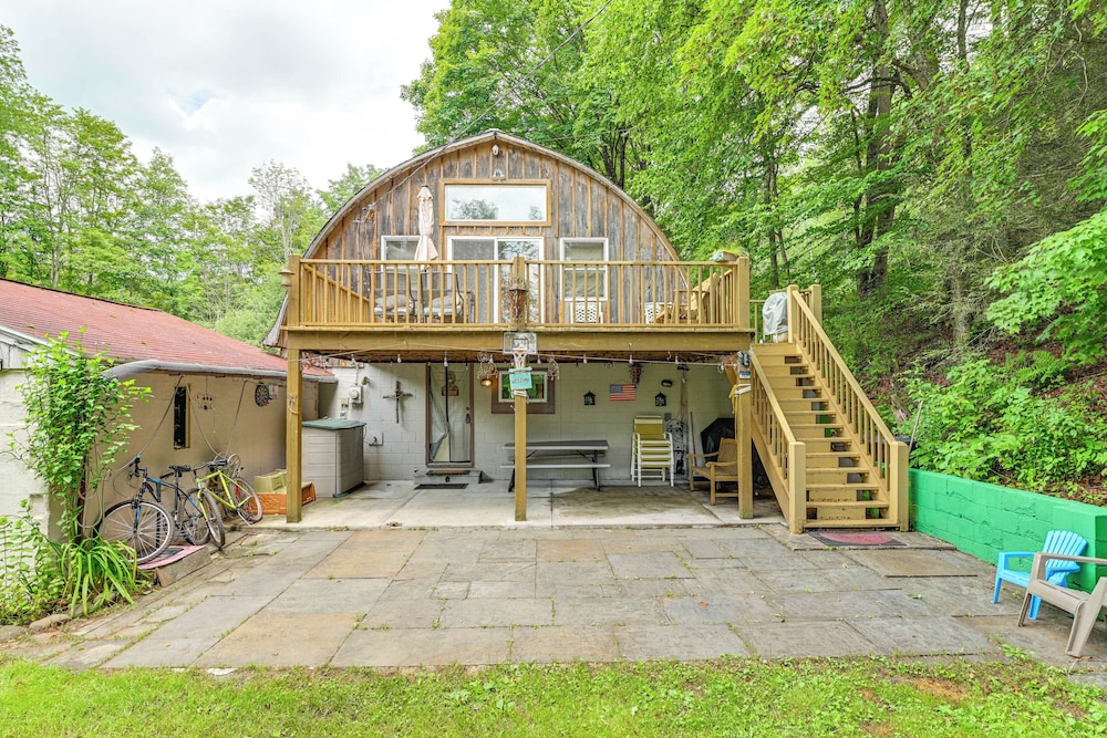 Hike & Fish: Delaware River Cabin w/ Views