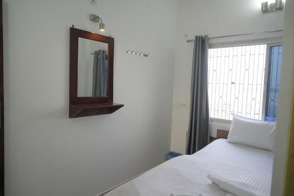 Varanasi Rest House