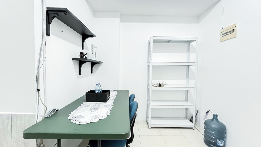 Cozy 1BR at Maple Park Sunter Apartment