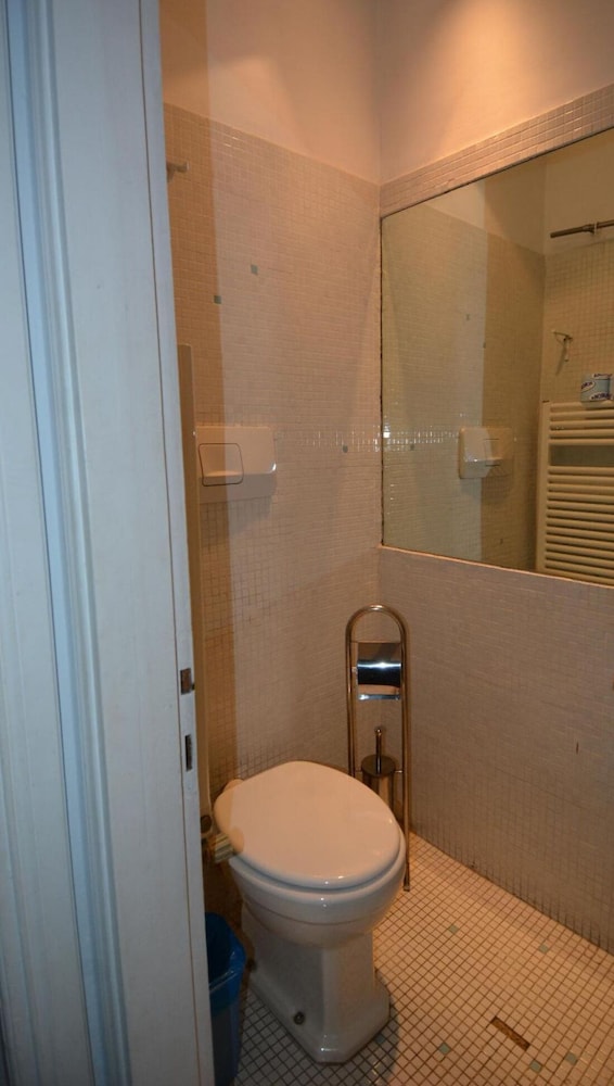 Colosseum Apartments - Colosseum Apartment 6 pax