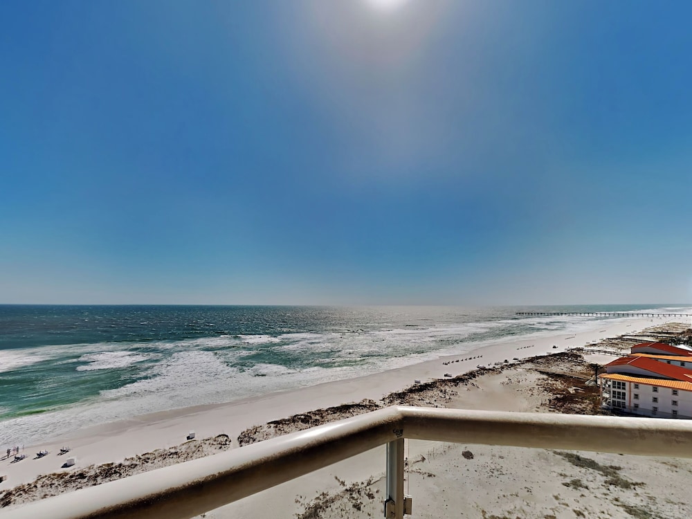 Emerald Isle #1108 by Southern Vacation Rentals