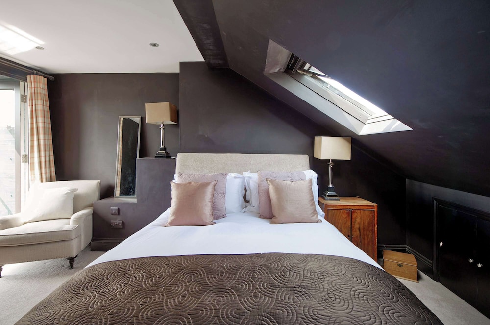 Stunning 3 bed Home With Garden - Wandsworth
