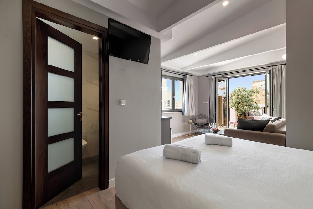 Nival Luxury Suites