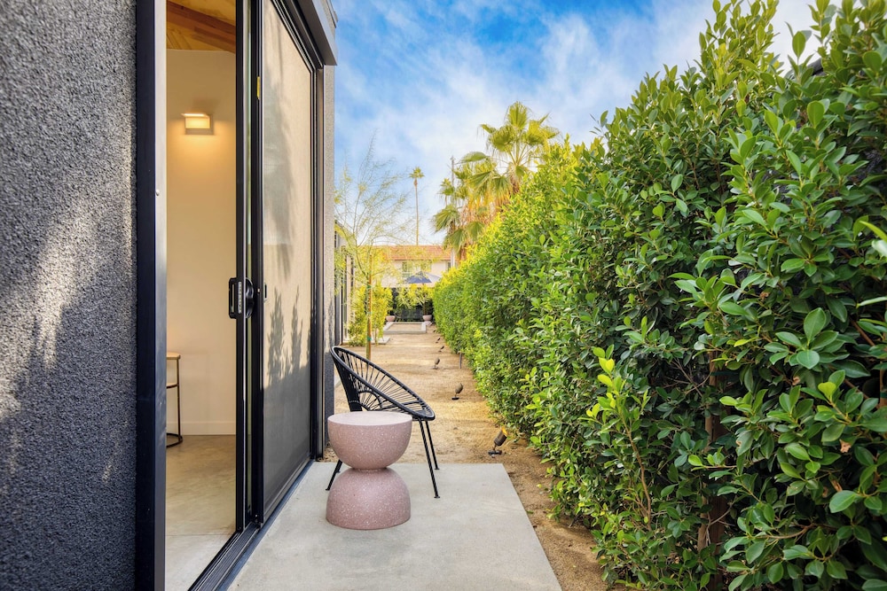 Blackhaus B : 4 Bedroom Suite by Avantstay 4-rooms