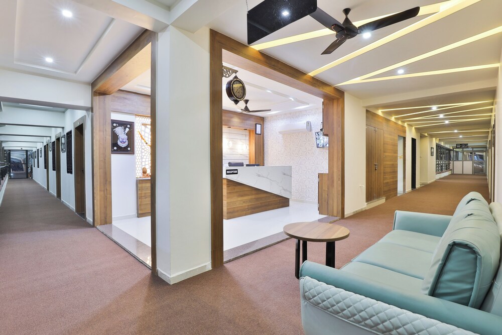 Hotel SR Radhey