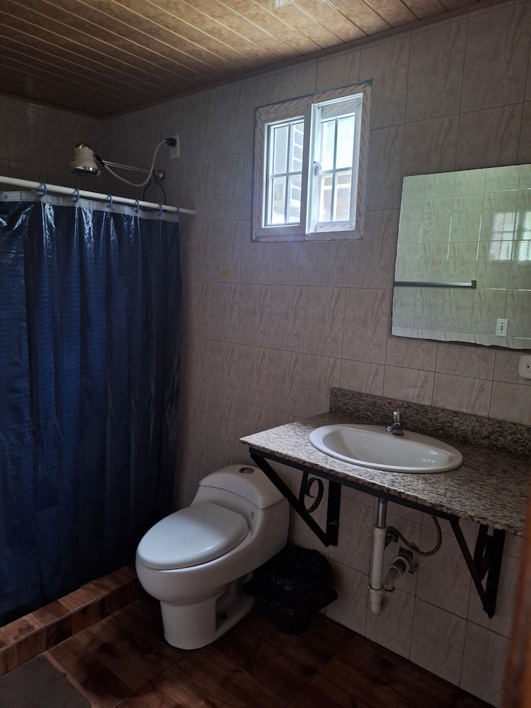 Travel Connection Hostal - Property Image 10