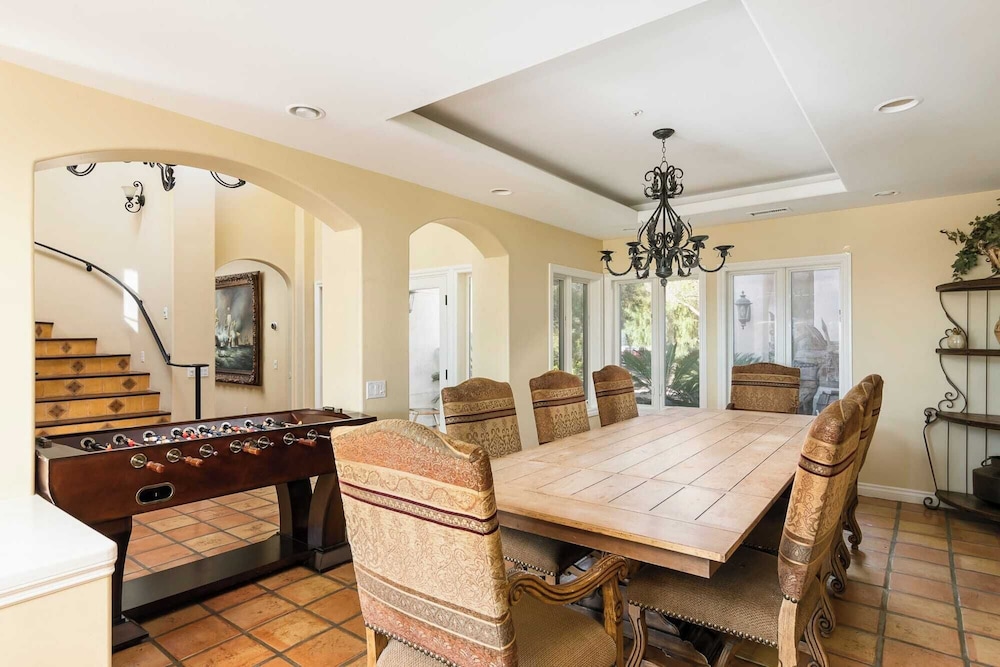 Private Estate w/ Pool, Hot Tub & Fire Pit Near Encinitas The Ranch by Avantstay