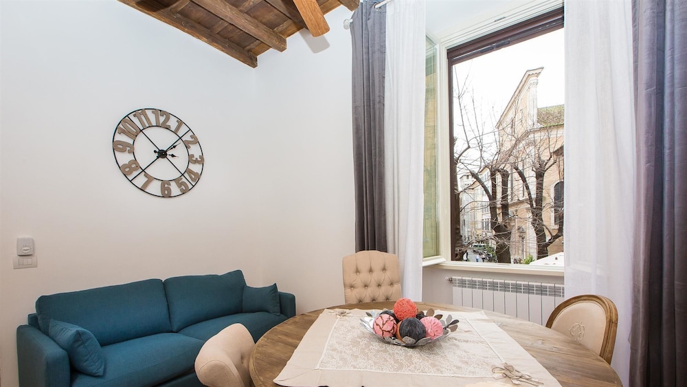 Rental In Rome Navona Atmosphere Apartment