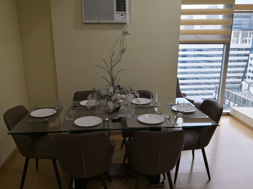 Avant Apartments At The Fort