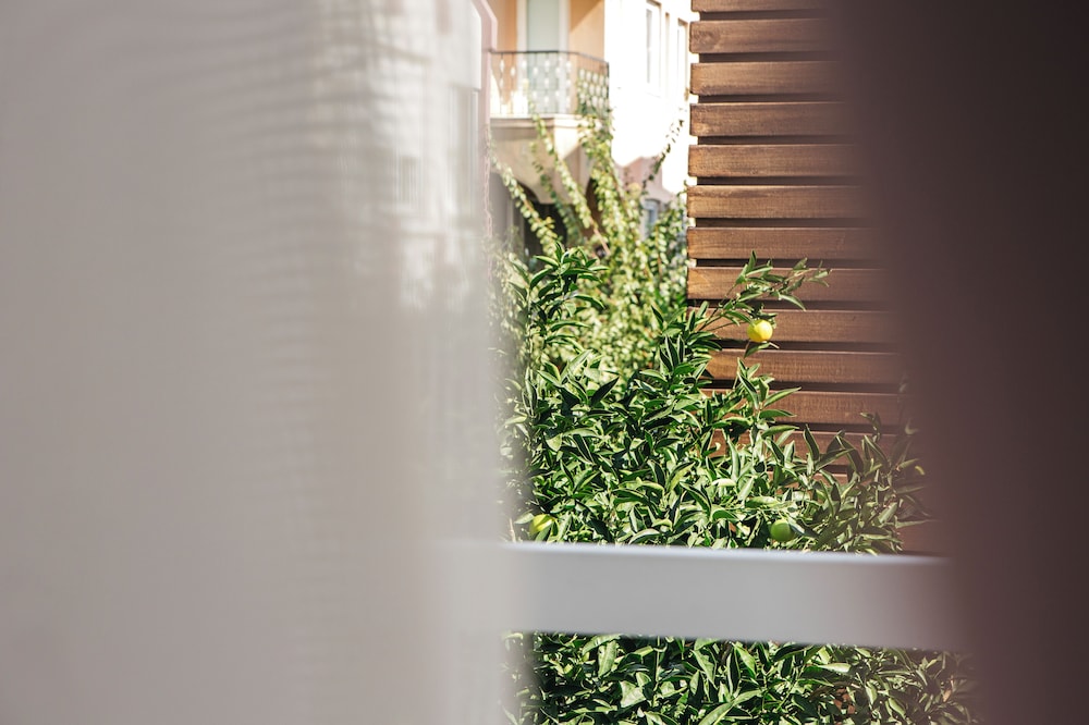 Nun By Laren Hotels - Image 12