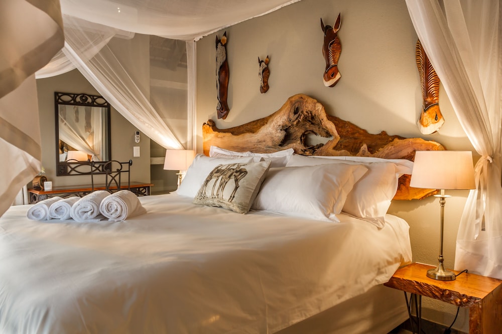 Ukuthula Bush Lodge - Image 5