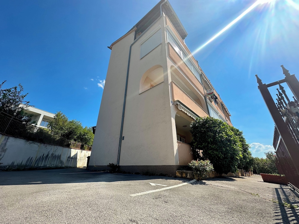 Apartman Portos
