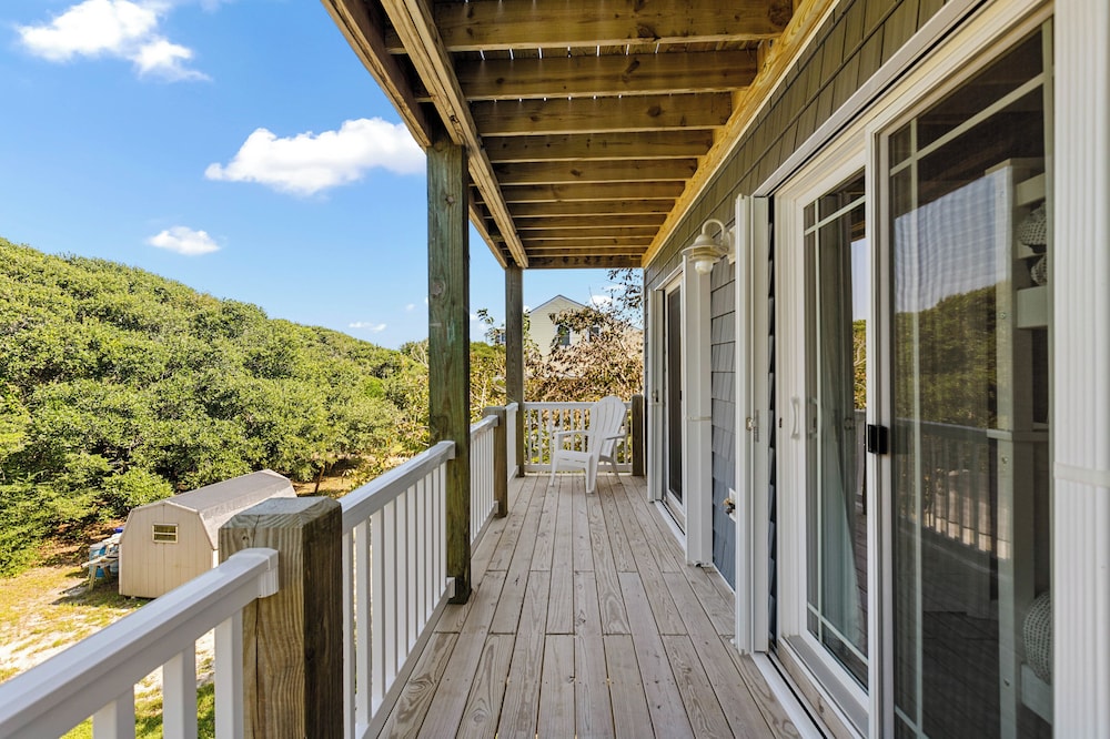 Across the Pond by Topsail Realty