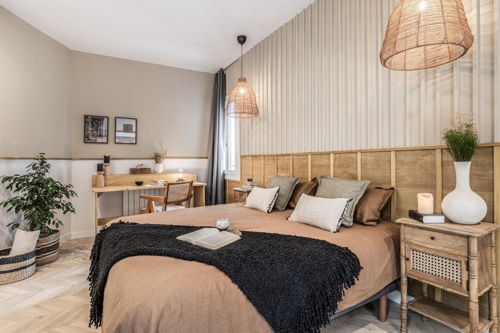 Marbore - 4 Bedrooms Apartment in Trafalgar