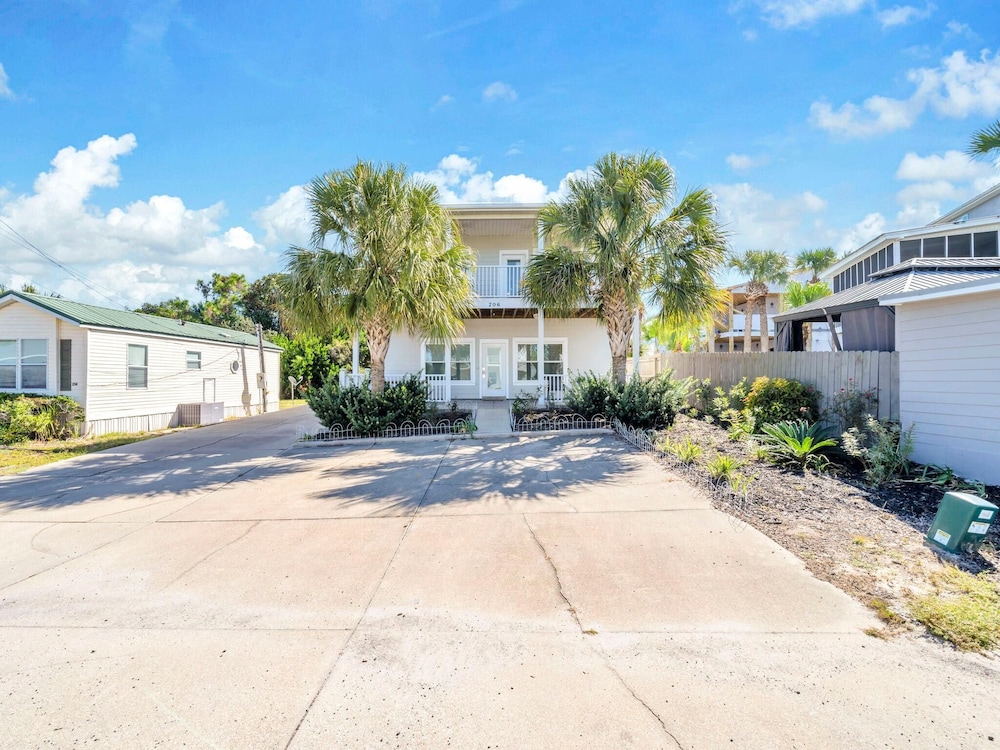 2 Palms A