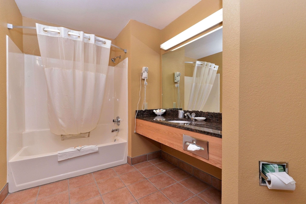 Haven Hotel