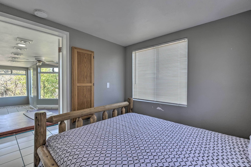 Escondido Hilltop Home w/ Deck & Views! view 3