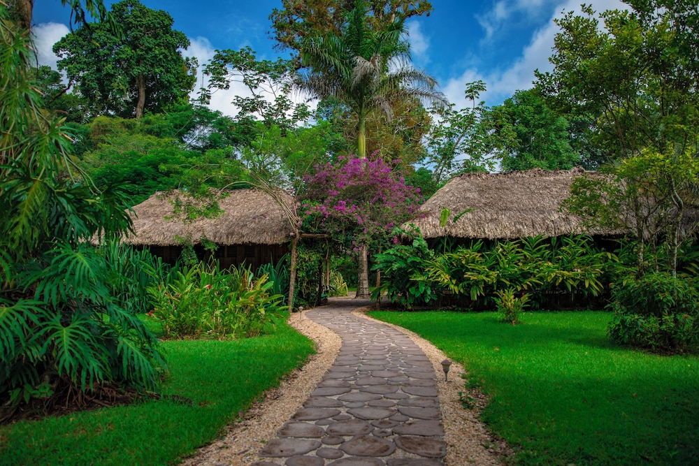 Chan Chich Lodge