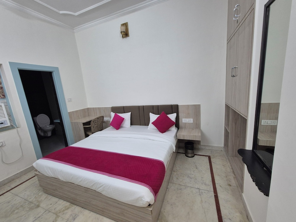 OnlyStay BeHappy Boutique House