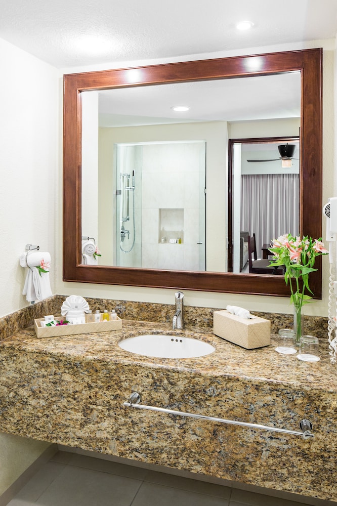 BlueBay Grand Esmeralda All Inclusive - Property Image 75