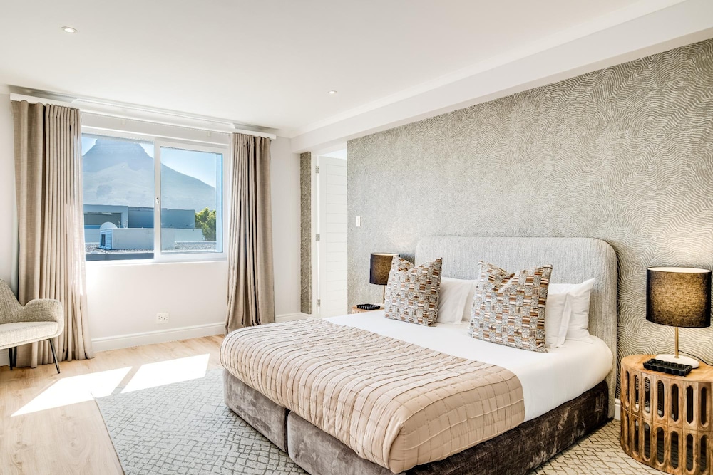 Sea View 3bed Camps Bay Apt Sapphire Tide Pad