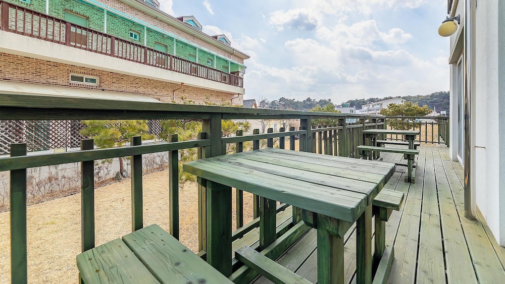 Gangneung Haewadal Pension view 3