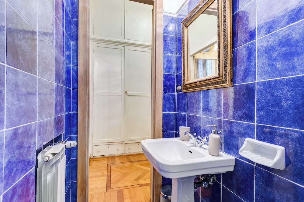 Historical Apartment near Piazza Navona