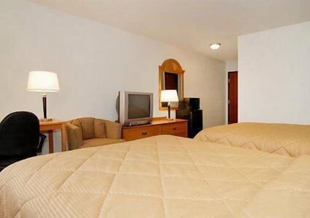 Franklin Vacations - Quality Inn  Suites Franklin - Property Image 41