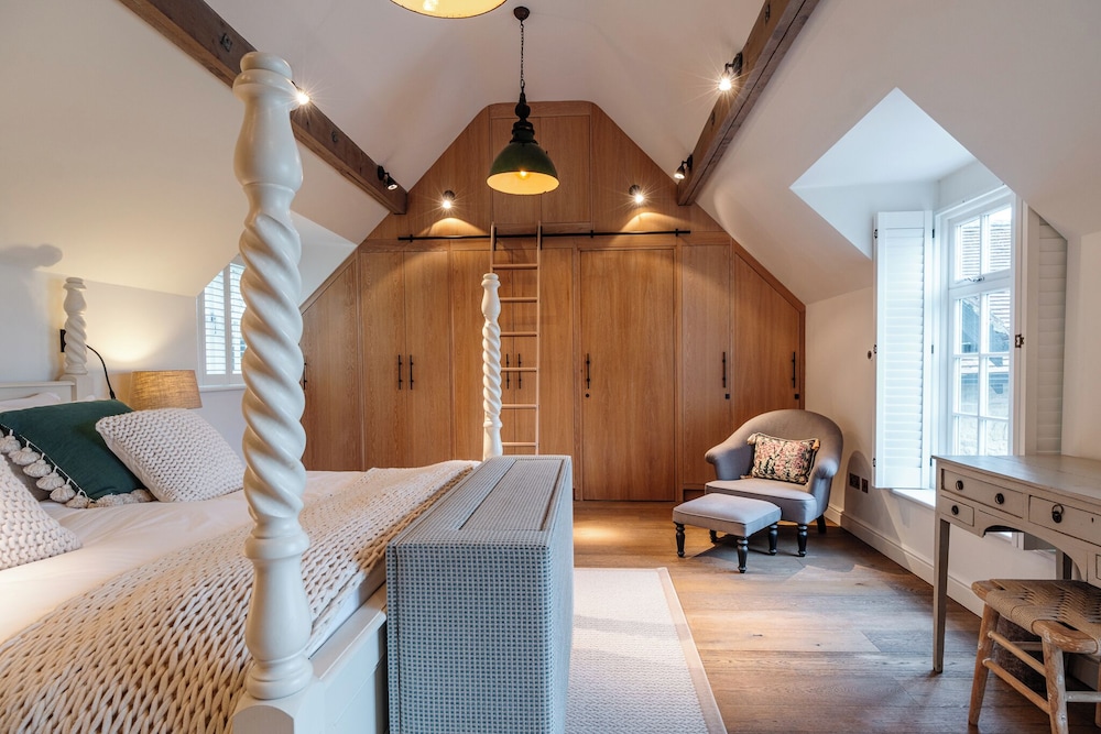 Stunning 6 BB Cottage & Annexe