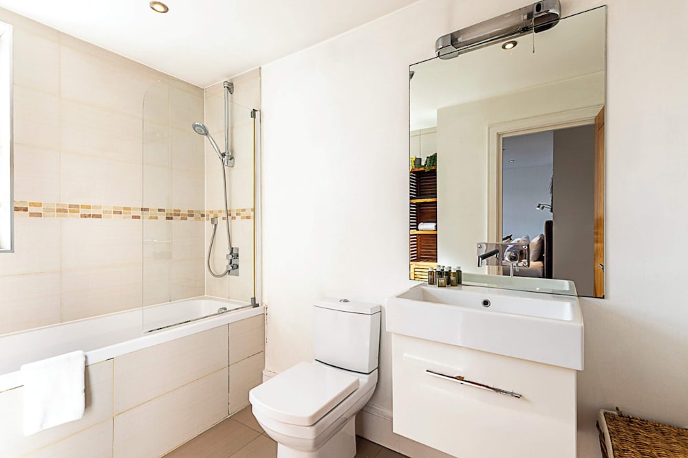 Stylish One Bedroom Apartment