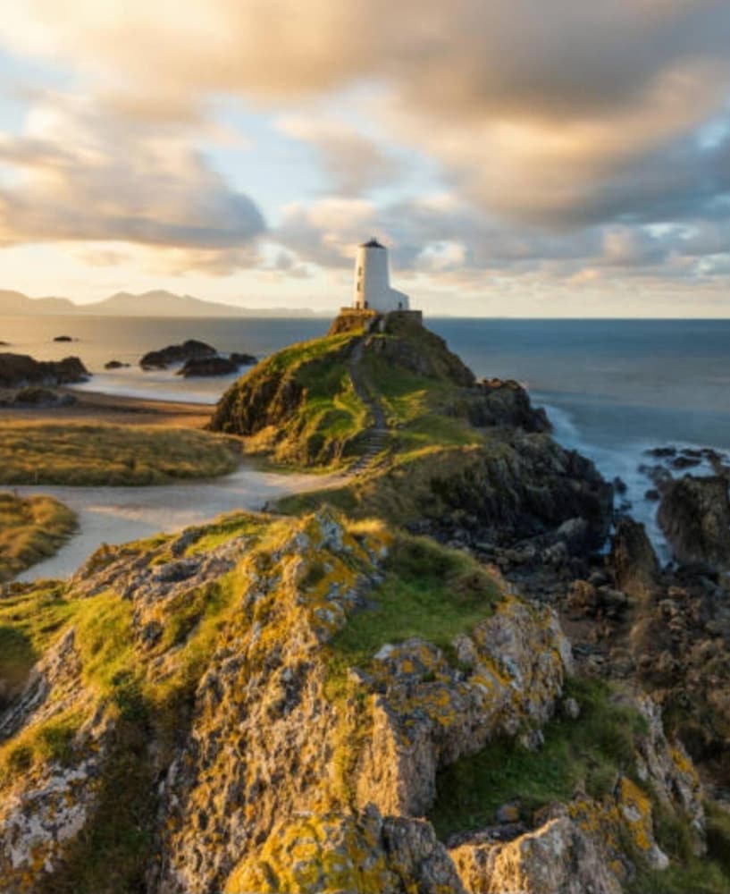 Seaside Escape at Ty Bugail - Holyhead