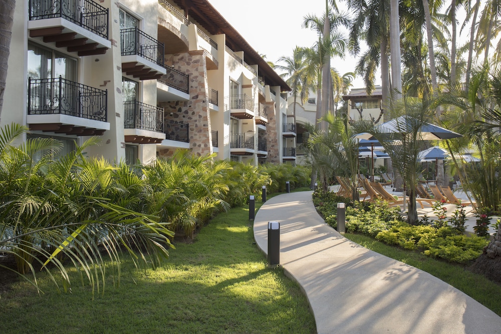 Hotel The Hacienda at Krystal Grand Puerto Vallarta - Image 1
