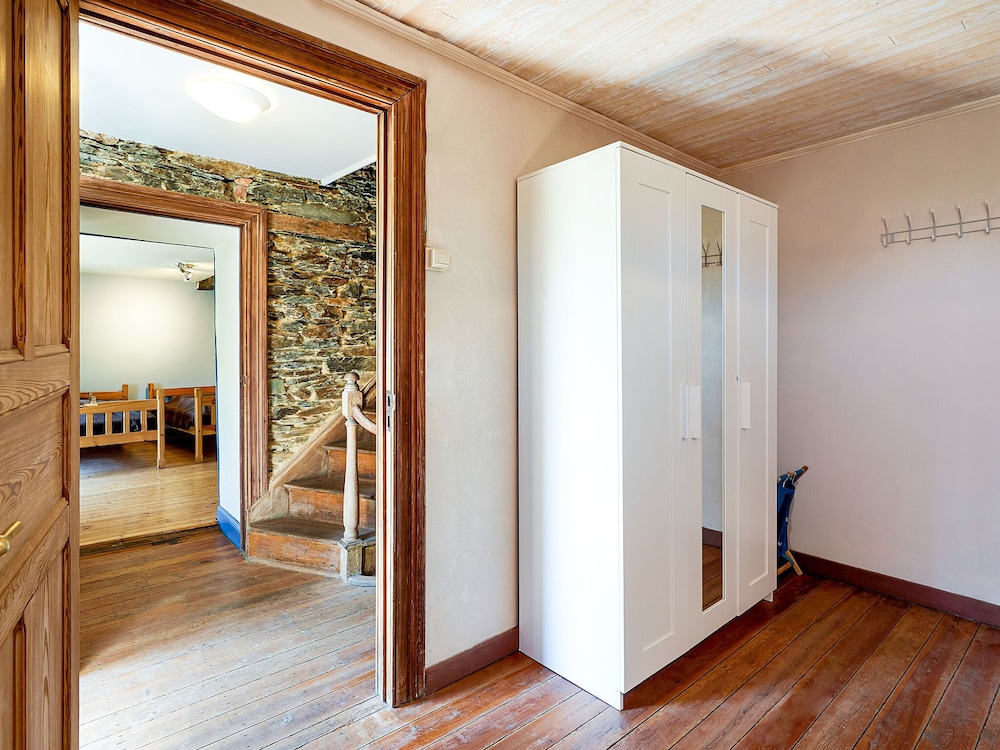 Cozy Holiday Home in Gros-fays With Terrace view 2