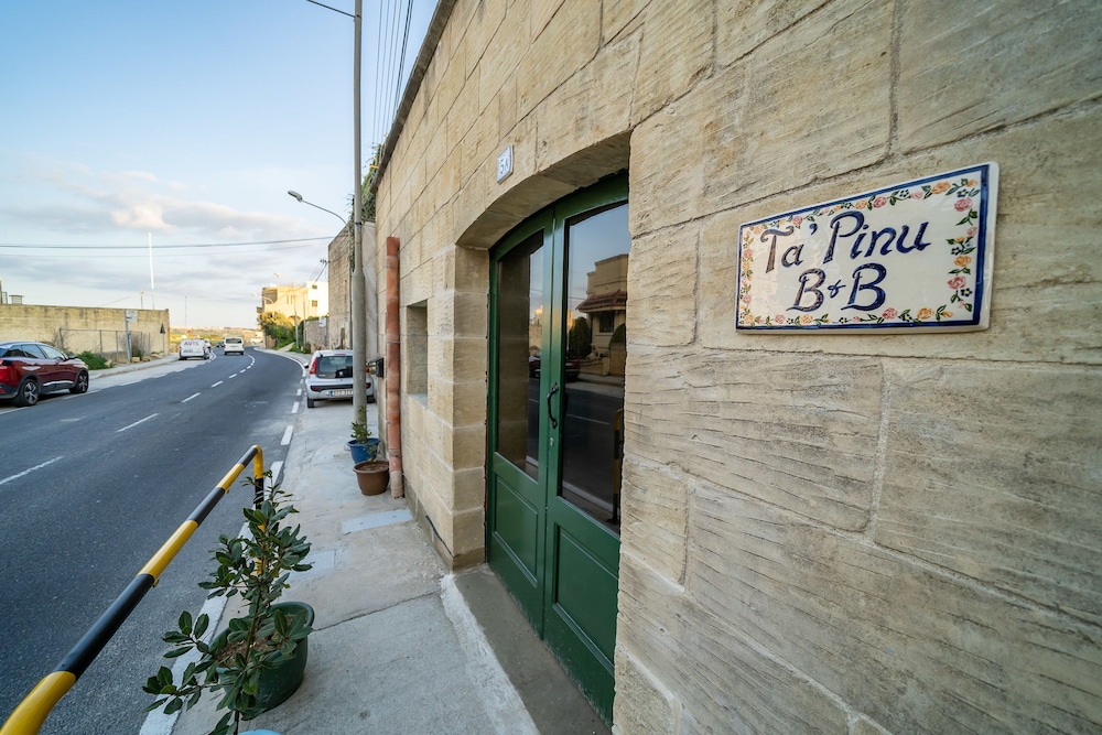 Ta' Pinu B&B — photo 3