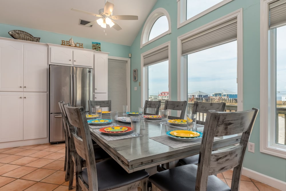 Surfside - 2431 Bienville 4 Bedroom Home by RedAwning