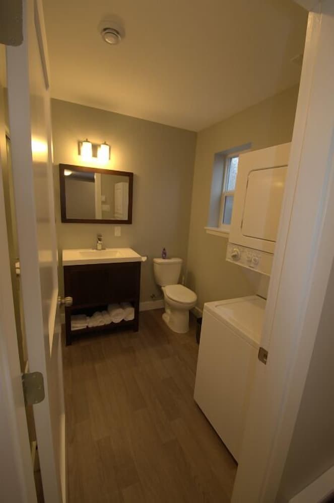 First Avenue Executive Suites
