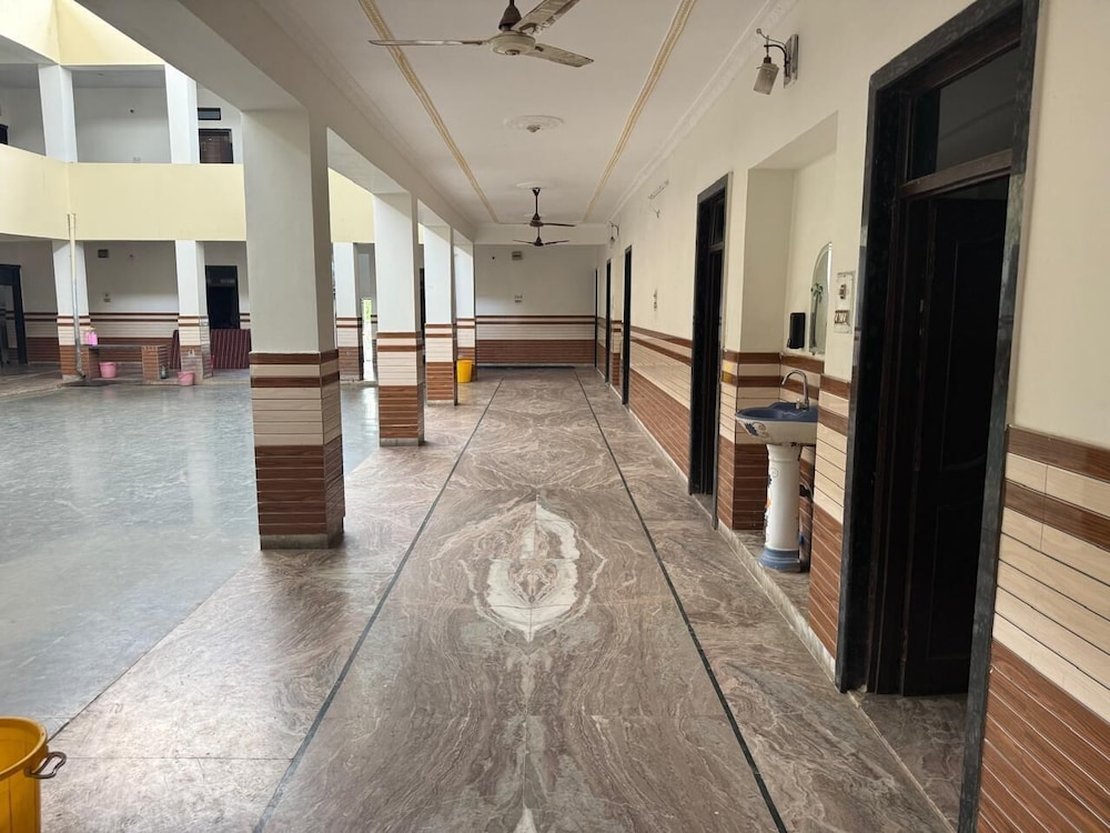 Hotel Kesri Nandan