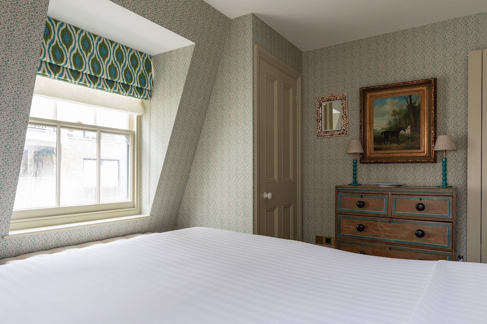 William Mews by Onefinestay